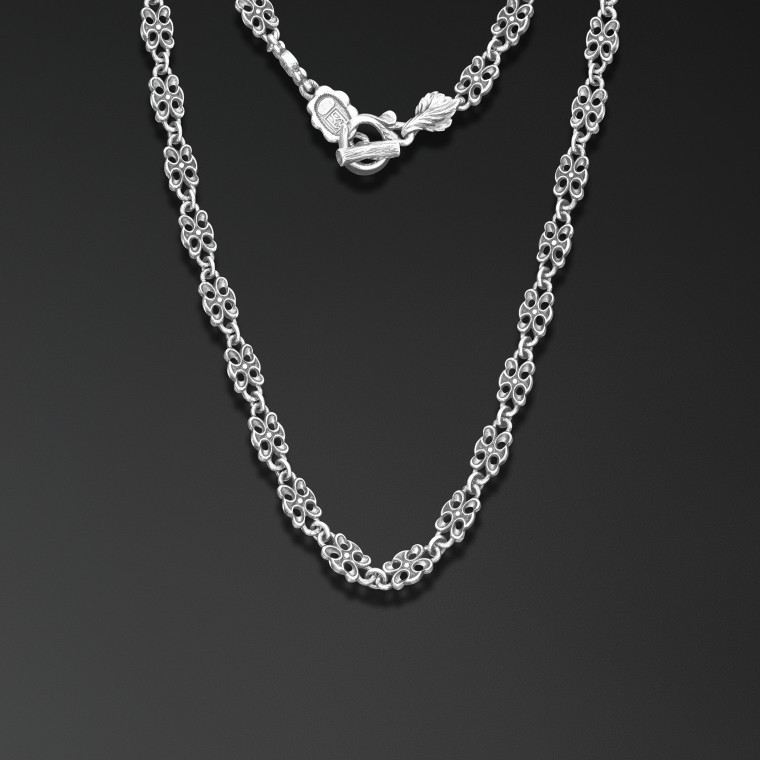 “Quatrefoil” Chain