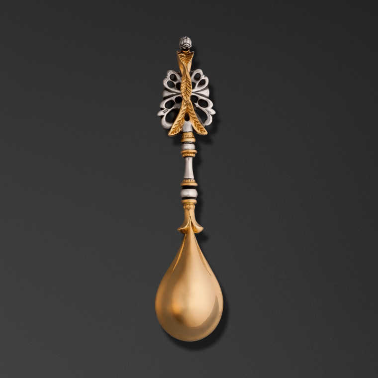 Spoon with finial 