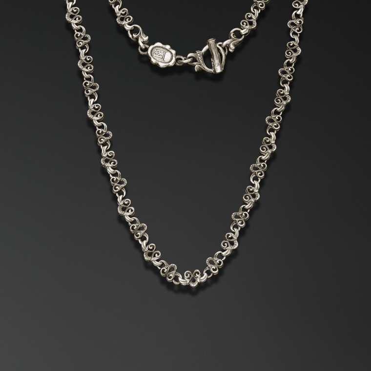 “White Field Lily” Chain