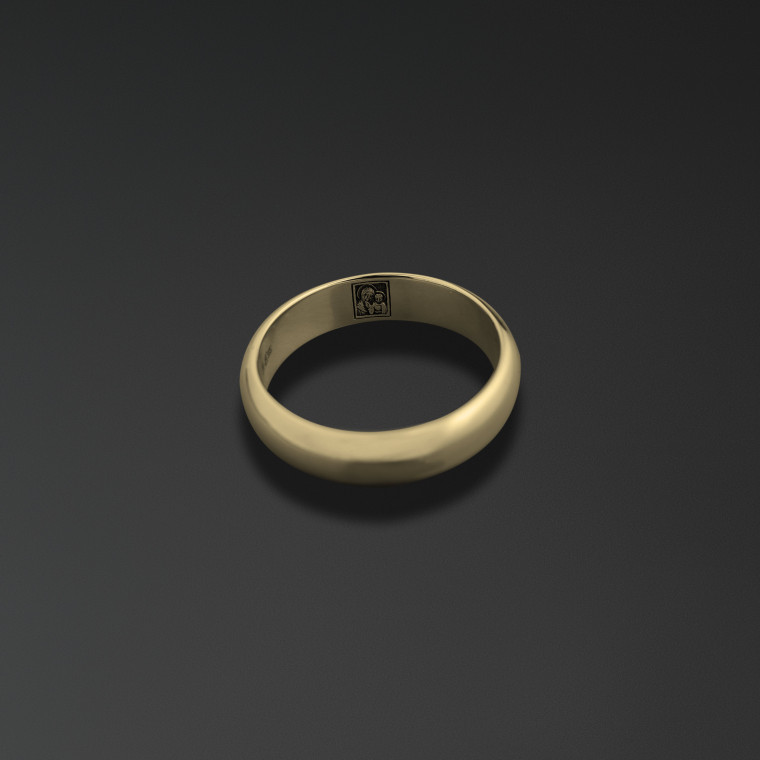 Wedding ring engraved with an image of Our Lady of Kazan