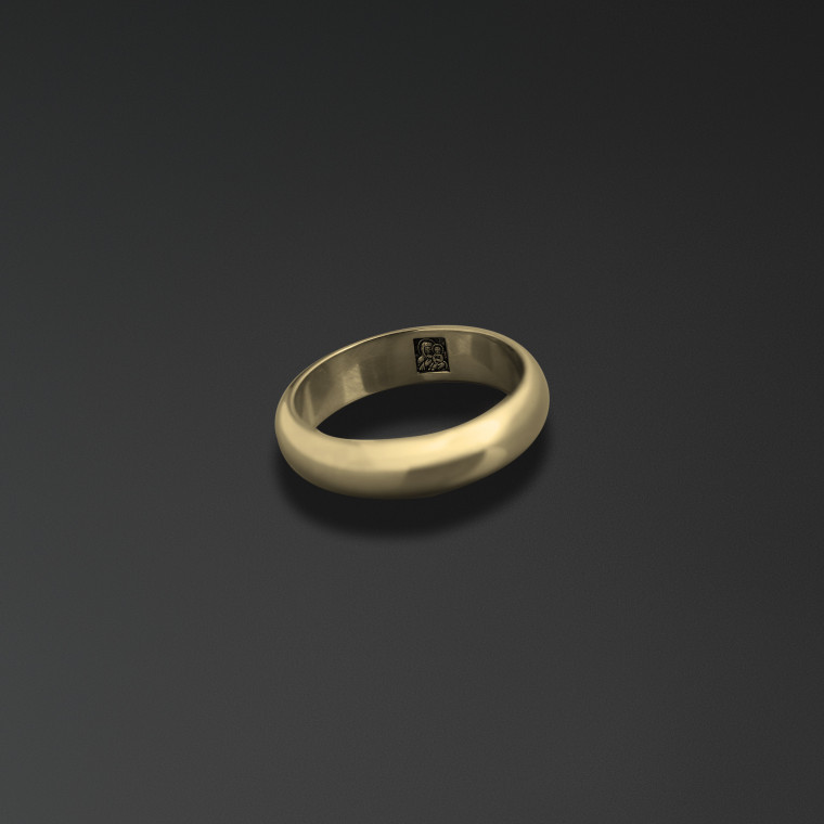 Wedding ring engraved with an image of Our Lady of Kazan