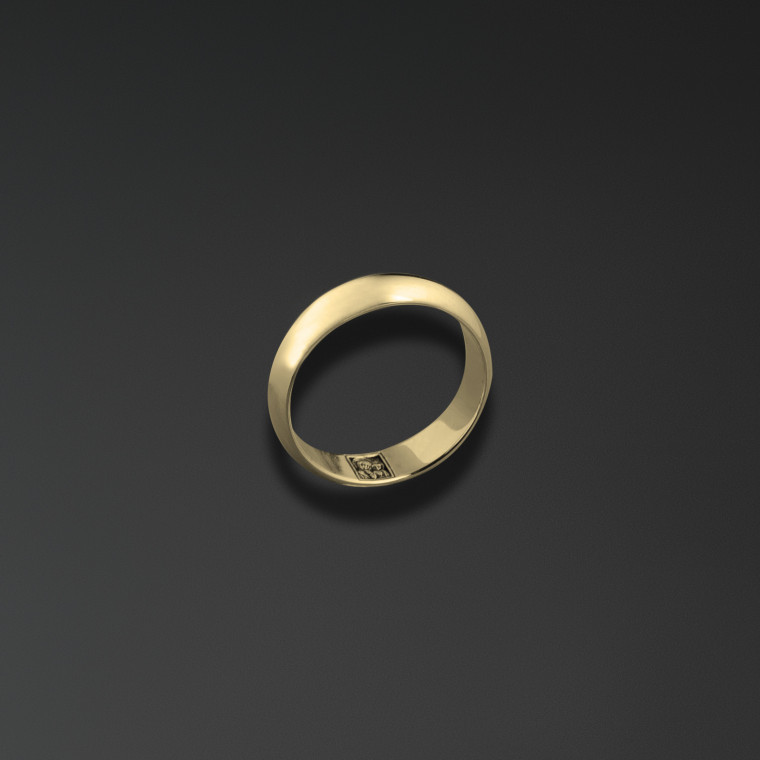 Wedding ring engraved with an image of Our Lady of Kazan